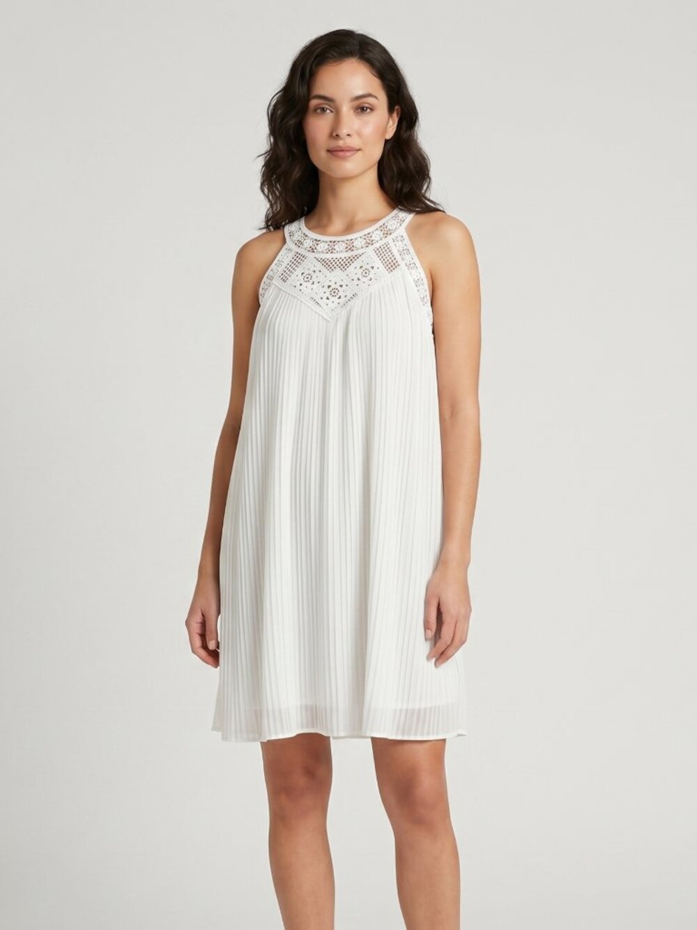 NWT | ZESICA White Pleated Mini Dress | Crochet Lace Neckline | Summer | Medium